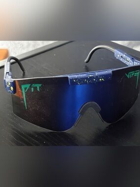 Pit Viper Kids Blue Shield Sunglasses with Navy Speckled Frame